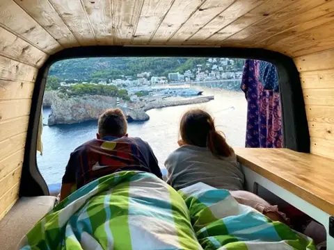 Alquiler camper Woody (2 personas)